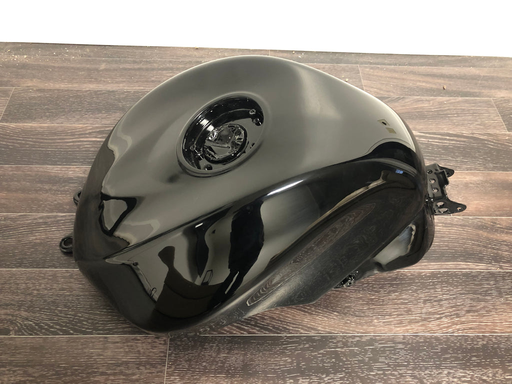 06-07 zx10 tank – Deucemoto
