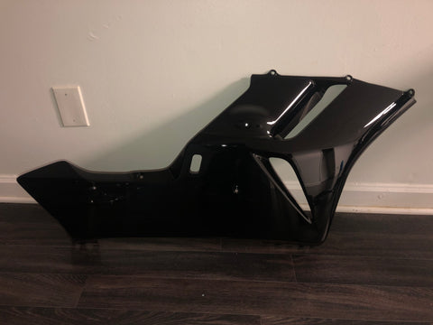 04-05 Cbr 1000rr right lower fairing