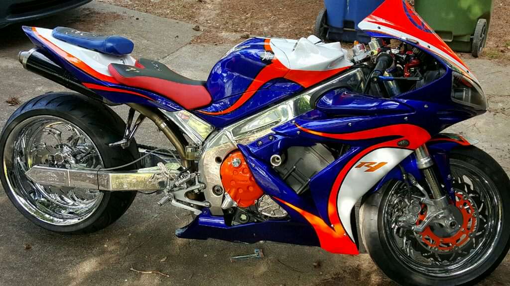 Custom Paint Yamaha R1
